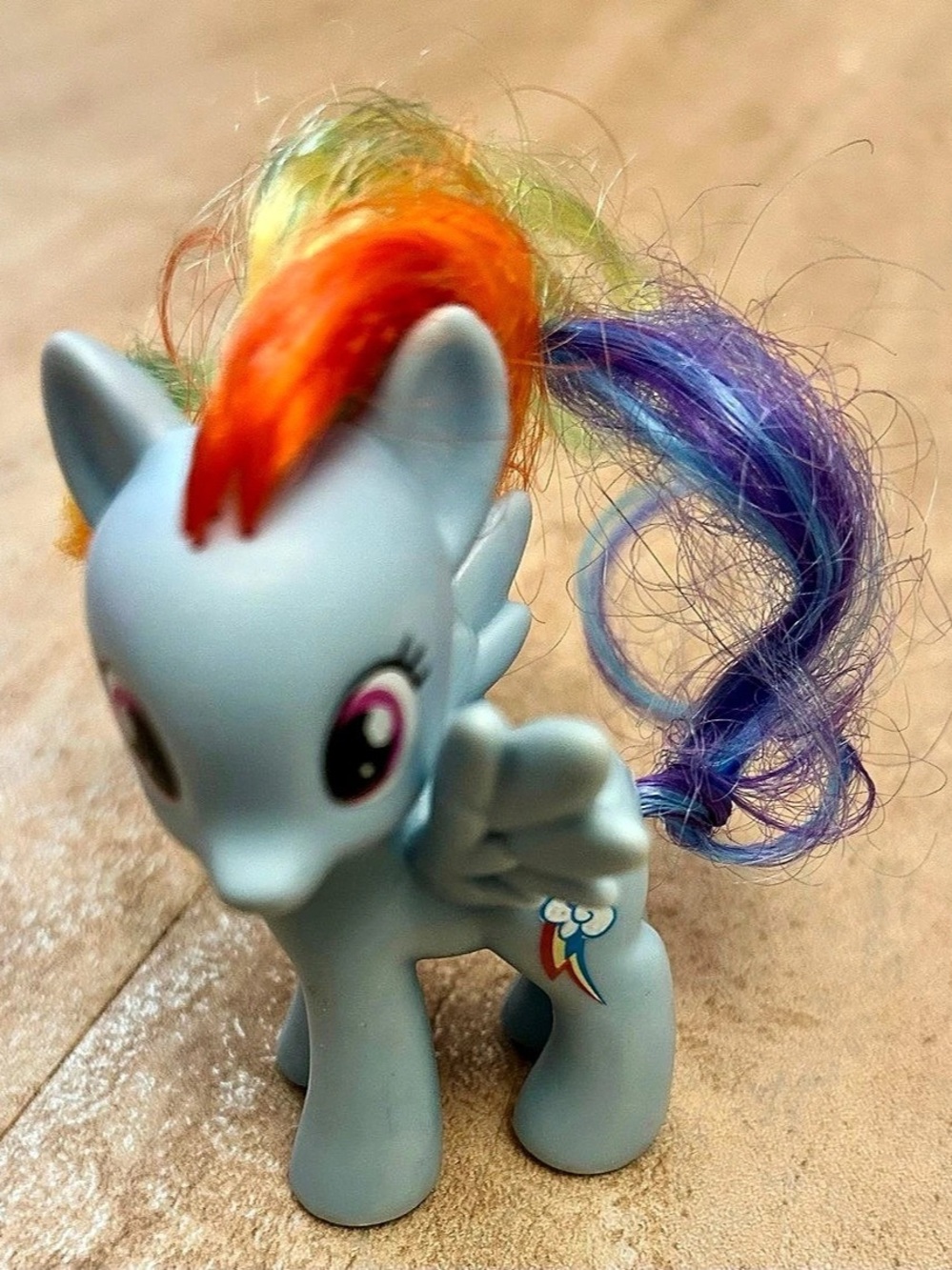 Hasbro My Little Pony Friendship Is Magic Rainbow Dash Figure Rainbow Dash